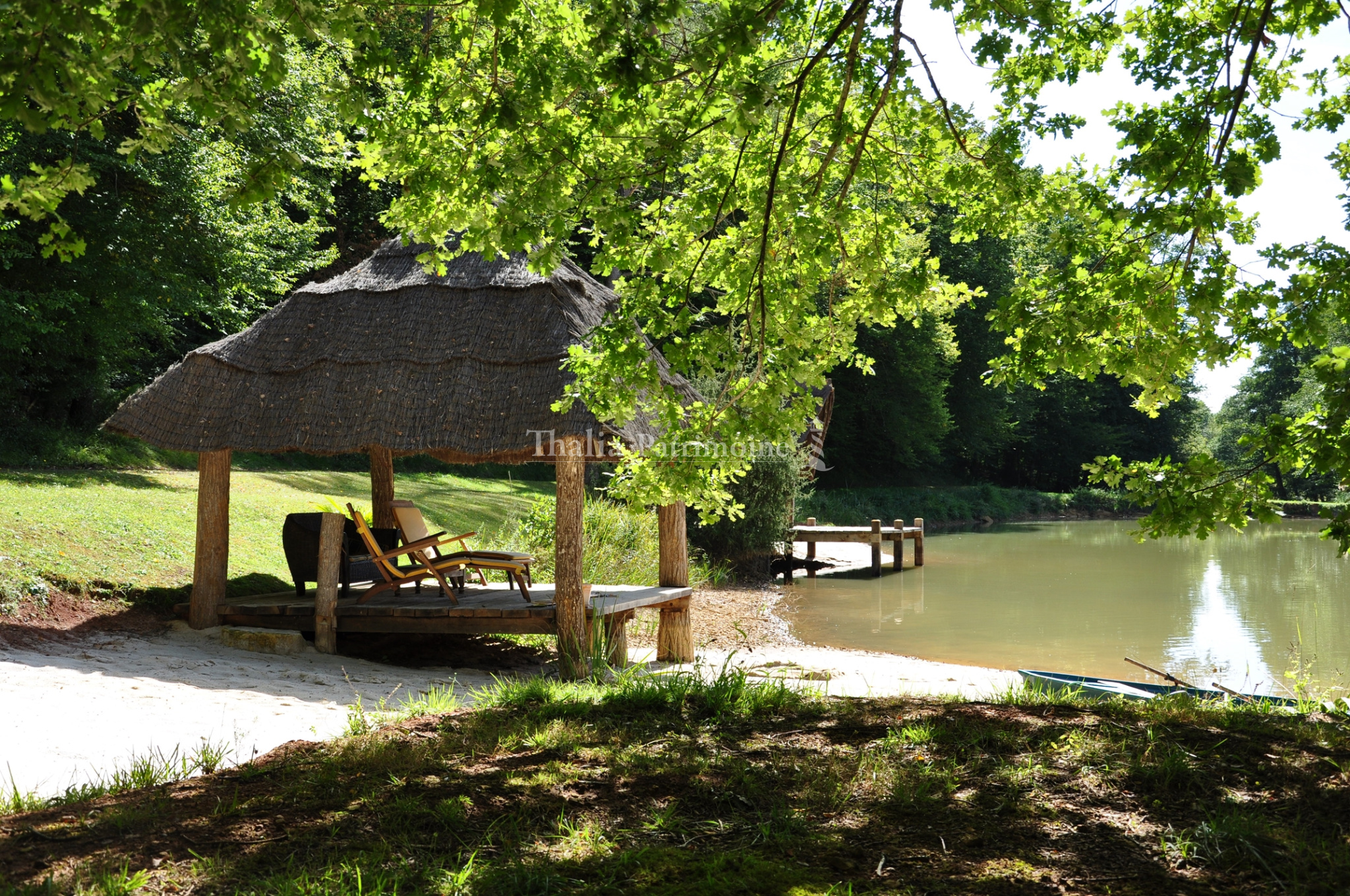 vente BELLE PROPRIETE AVEC ETANG SUR 6.5 HA EN DORDOGNE Thalia Patrimoine
